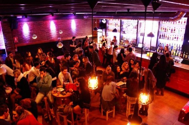 D9 en Bethenight.com Local de Copas en Carrer de Pallars, Poblenou, Barcelona