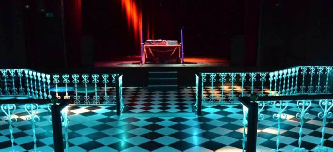 Upload en Bethenight.com Discoteca en Av. Francesc Ferrer i Guardia, Poble Espanyol de Barcelona