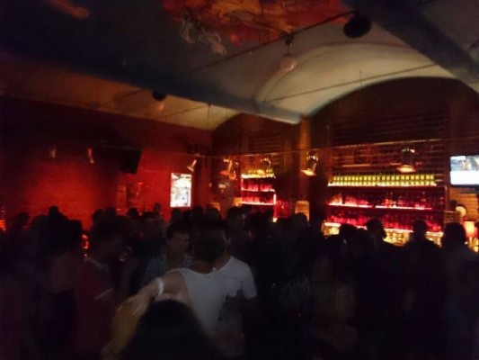 Cafe de las Artes en Bethenight.com Local de Copas en Carrer de Valncia, Eixample Esquerra de Barcelona