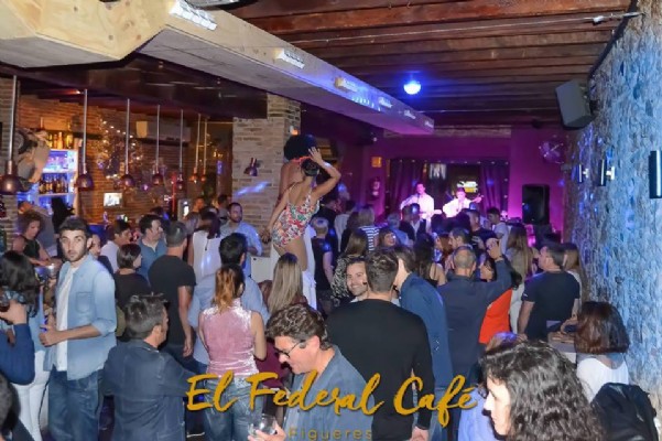 El Federal Caf en Bethenight.com Local de Copas en Figueres, Provincia de Girona