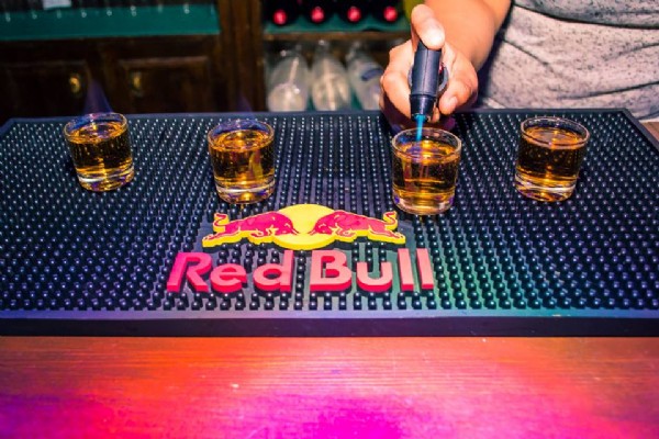 El Refugi Lleida en Bethenight.com Local de copas en Carrer Sans i Ribes, en Lleida