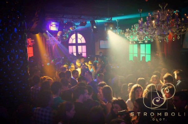 Stromboli en Bethenight.com Discoteca en Olot, Provincia de Girona
