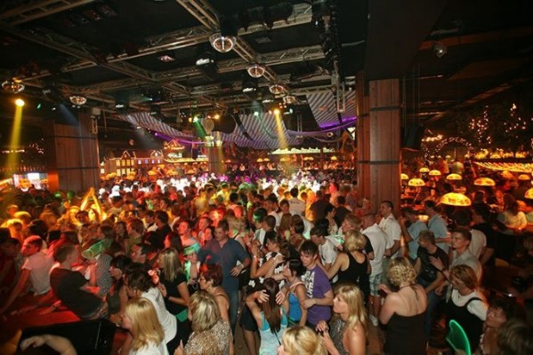 Megarena en Bethenight.com Discoteca en Arenal, Palma de Mallorca
