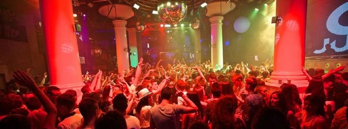 Disco Tropics en Bethenight.com Discoteca en Just Marls, Lloret de Mar
