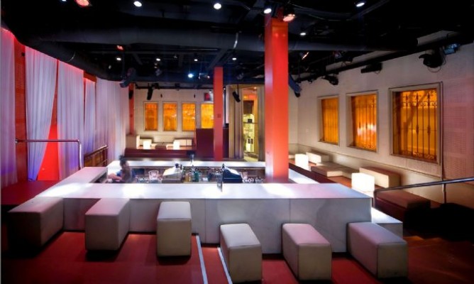 Club Universal en Bethenight.com Discoteca en Aribau, Zona alta de Barcelona