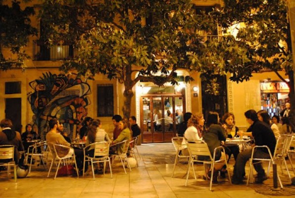 Cafe del Sol en Bethenight.com Local de Copas en Plaça del Sol, Barri de Gràcia de Barcelona